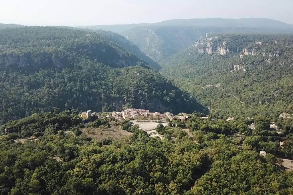 Chateaudouble : Appartement Au Calme Экстерьер фото