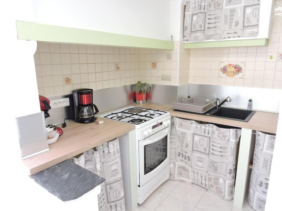 Chateaudouble : Appartement Au Calme Экстерьер фото